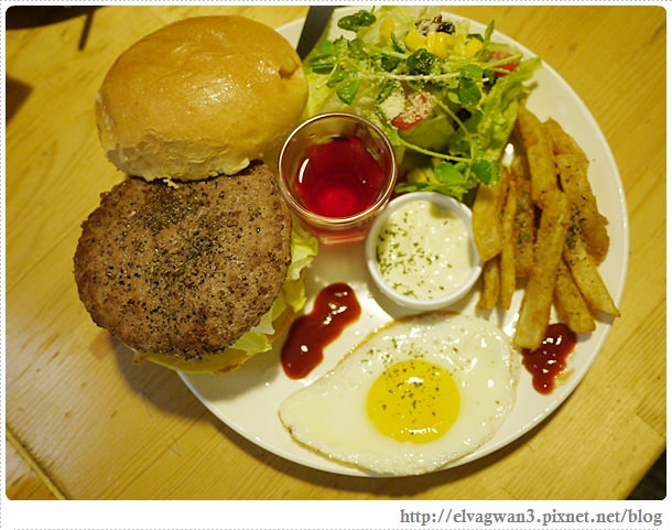 新北市-中和-eating-全日早午餐-義大利麵-簡餐-巷弄美食-藝文展覽-平價-咖啡-下午茶-輕食-27-037-1