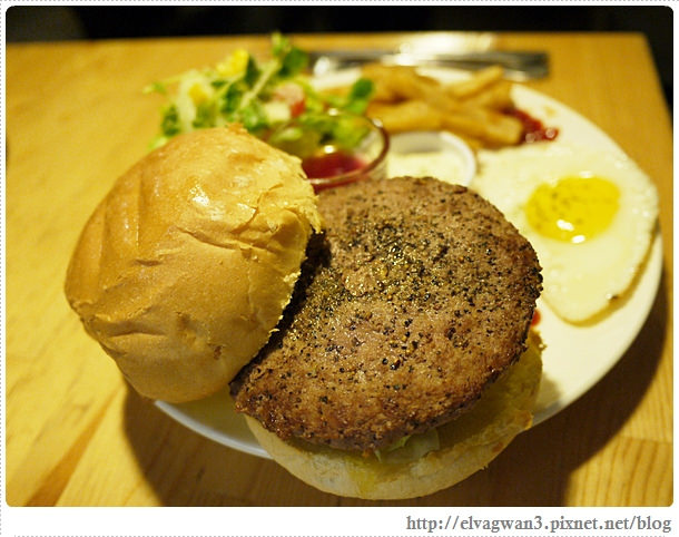 新北市-中和-eating-全日早午餐-義大利麵-簡餐-巷弄美食-藝文展覽-平價-咖啡-下午茶-輕食-30-046-1