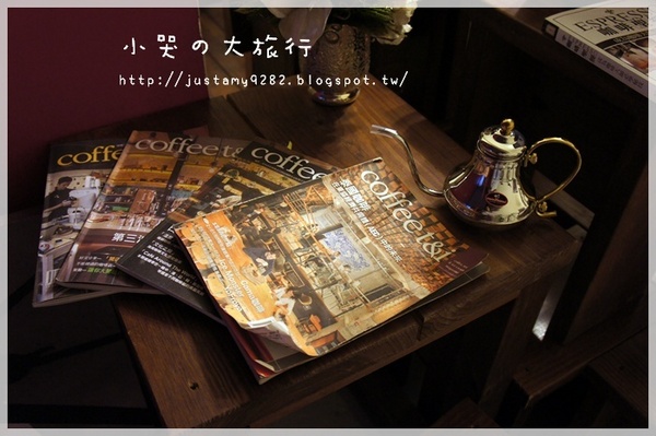 cama現烘咖啡專門店：[台中市。西區] 現烘咖啡專賣店居然也吃的到現烤鬆餅~ WoW實在太驚喜!!!