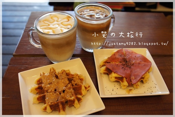 cama現烘咖啡專門店：[台中市。西區] 現烘咖啡專賣店居然也吃的到現烤鬆餅~ WoW實在太驚喜!!!