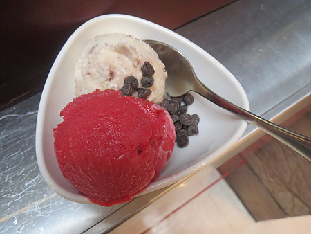 台北喜來登大飯店 - kitchen12自助餐廳(十二廚)：就要對甜點大開殺戒的＂喜來登十二廚自助餐＂食記