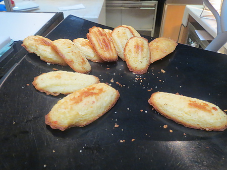 台北喜來登大飯店 - kitchen12自助餐廳(十二廚)：就要對甜點大開殺戒的＂喜來登十二廚自助餐＂食記