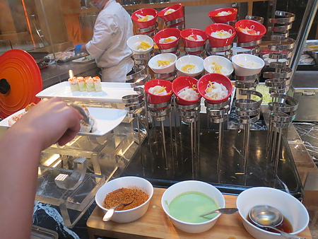 台北喜來登大飯店 - kitchen12自助餐廳(十二廚)：就要對甜點大開殺戒的＂喜來登十二廚自助餐＂食記