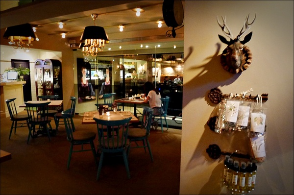 Destino 妳是我的命運:【Destino 妳是我的命運】仁愛圓環美食!陳妍希、鄭元暢耗資千萬開南法餐廳