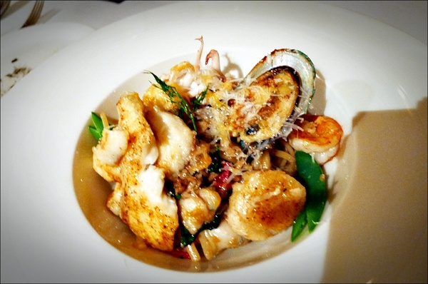 Destino 妳是我的命運:【Destino 妳是我的命運】仁愛圓環美食!陳妍希、鄭元暢耗資千萬開南法餐廳