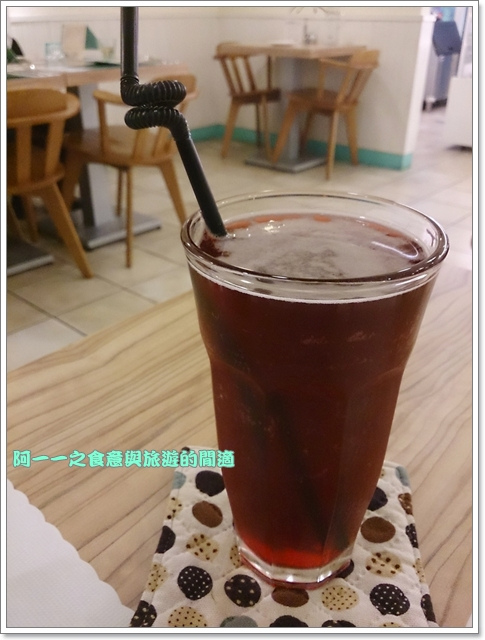 巷左轉:新北板橋 巷左轉義式料理 酥烤雞腿薑黃燉飯~超好拍鄉村風可愛餐廳