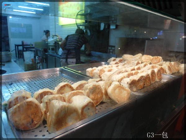 老哥水煎包(江南店)：內湖區料多味美又平價的水煎包『老哥水煎包(江南店)』