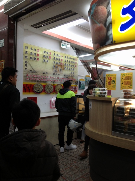 阿婆壽司:分量好多且便宜的~~壽司~~