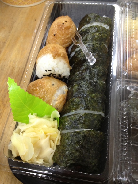 阿婆壽司:分量好多且便宜的~~壽司~~