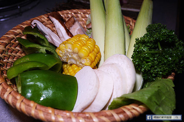 火之舞蓁品燒(忠孝店):◆台北東區。捷運忠孝敦化【火之舞蓁品燒和牛放題】忠孝敦化吃到飽。東區燒烤吃到飽。和牛吃到飽。吃到飽餐廳