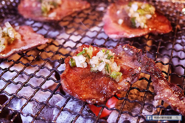 火之舞蓁品燒(忠孝店):◆台北東區。捷運忠孝敦化【火之舞蓁品燒和牛放題】忠孝敦化吃到飽。東區燒烤吃到飽。和牛吃到飽。吃到飽餐廳