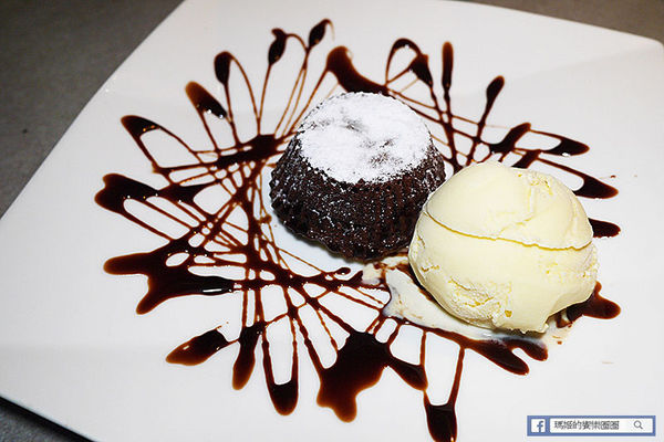 火之舞蓁品燒(忠孝店):◆台北東區。捷運忠孝敦化【火之舞蓁品燒和牛放題】忠孝敦化吃到飽。東區燒烤吃到飽。和牛吃到飽。吃到飽餐廳