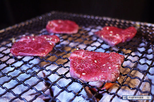 火之舞蓁品燒(忠孝店):◆台北東區。捷運忠孝敦化【火之舞蓁品燒和牛放題】忠孝敦化吃到飽。東區燒烤吃到飽。和牛吃到飽。吃到飽餐廳