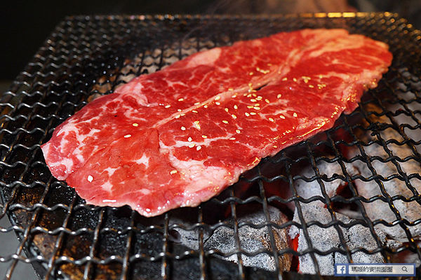 火之舞蓁品燒(忠孝店):◆台北東區。捷運忠孝敦化【火之舞蓁品燒和牛放題】忠孝敦化吃到飽。東區燒烤吃到飽。和牛吃到飽。吃到飽餐廳