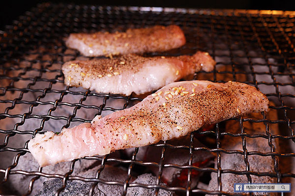 火之舞蓁品燒(忠孝店):◆台北東區。捷運忠孝敦化【火之舞蓁品燒和牛放題】忠孝敦化吃到飽。東區燒烤吃到飽。和牛吃到飽。吃到飽餐廳