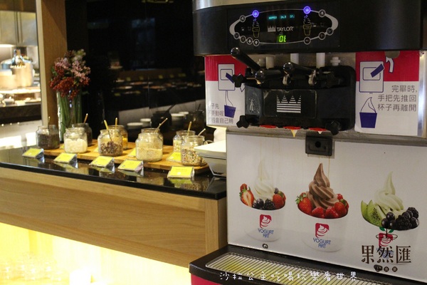 果然匯:台北‧東區『果然匯蔬食宴』素(蔬)食吃到飽/異國料理/捷運忠孝敦化站