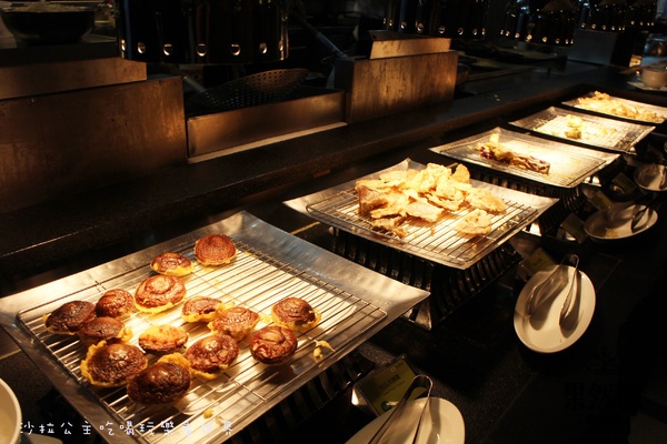 果然匯:台北‧東區『果然匯蔬食宴』素(蔬)食吃到飽/異國料理/捷運忠孝敦化站