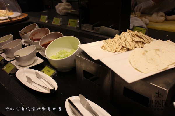 果然匯:台北‧東區『果然匯蔬食宴』素(蔬)食吃到飽/異國料理/捷運忠孝敦化站