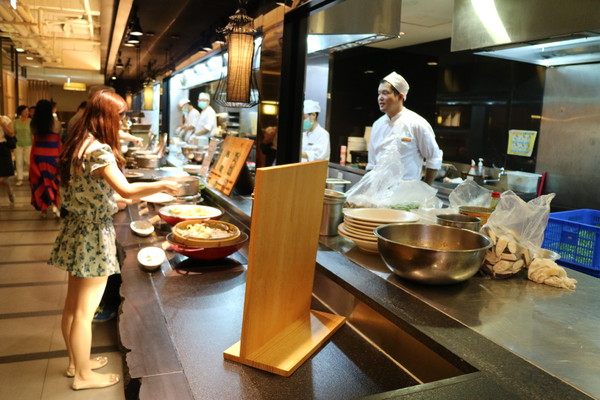 果然匯：【台北美食】素食吃到飽，果然匯蔬食宴@忠孝敦化站