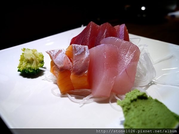 相片 13-8-16 上午12 23 48