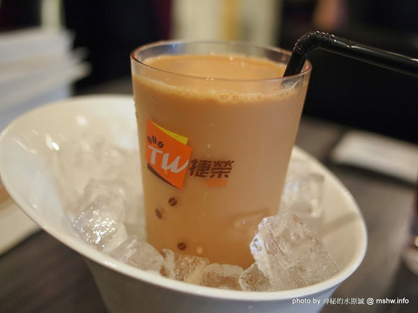 寶達港式餐廳：【食記】台中西屯-寶達港式餐廳 : 燒賣跟冰火波蘿包不錯…但喝的就不推了…