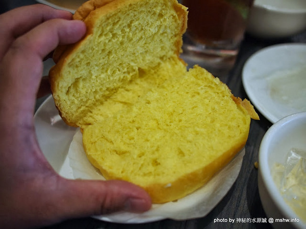 寶達港式餐廳：【食記】台中西屯-寶達港式餐廳 : 燒賣跟冰火波蘿包不錯…但喝的就不推了…