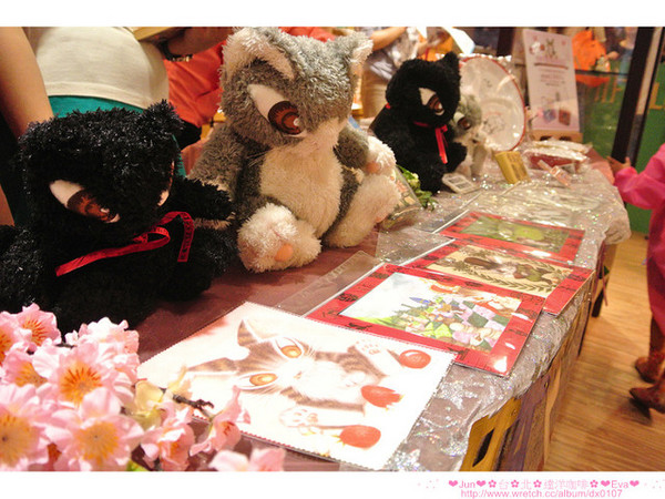 Dayan Café達洋咖啡館:【食記】oO。。台北 達洋小餐館、達洋咖啡館(Dayan Cafe) 又是一家超萌又讓少女們愛到破錶的貓咪咖啡店!。o○。