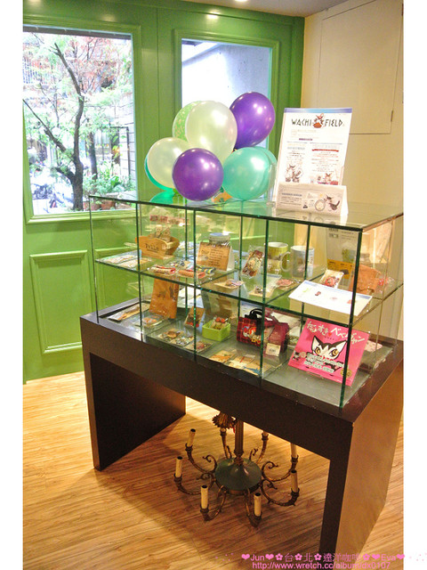 Dayan Café達洋咖啡館:【食記】oO。。台北 達洋小餐館、達洋咖啡館(Dayan Cafe) 又是一家超萌又讓少女們愛到破錶的貓咪咖啡店!。o○。