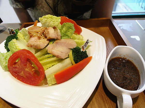 Dayan Café達洋咖啡館:【忠孝敦化】Dayan Café達洋咖啡屋。讓瓦奇菲爾德融化我們的心吧