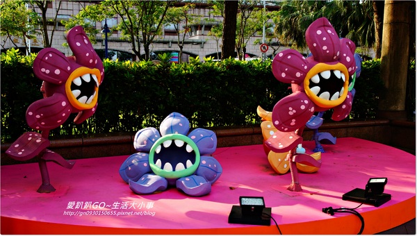 新北市市民廣場：【新北市/板橋】超大樂高疊疊樂~暑假小孩的聖地..千萬別錯過唷