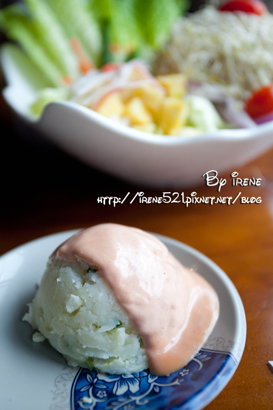 13.07.06-老媽媽豆腐乳烤香雞