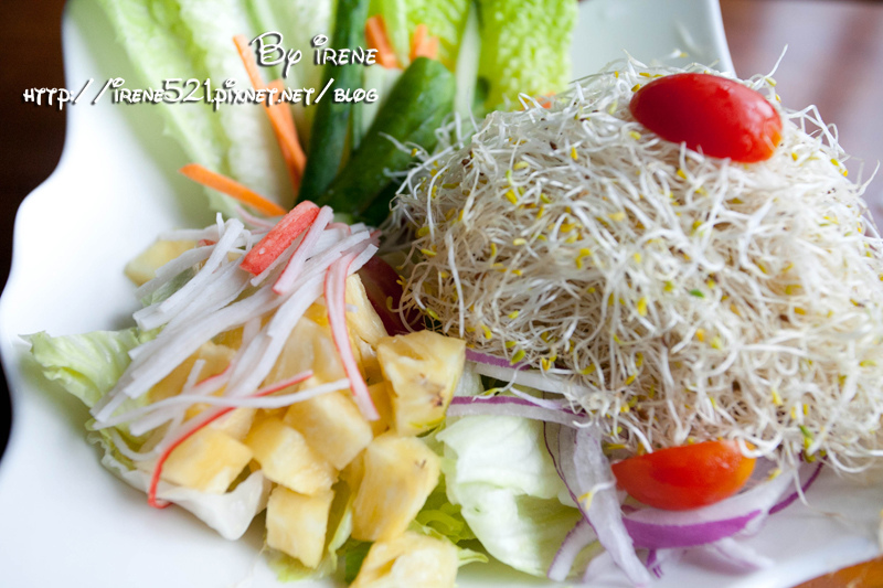 13.07.06-老媽媽豆腐乳烤香雞