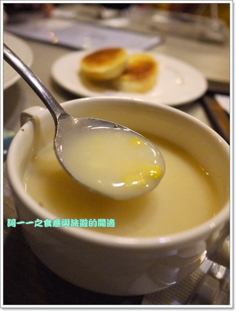 486 cafe：台北松山 486 CAFÉ親子餐廳 粉紅佳人鮮蝦雞肉燉飯～歡樂部落客耶誕聚