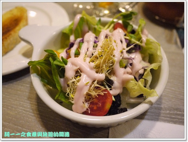 486 cafe：台北松山 486 CAFÉ親子餐廳 粉紅佳人鮮蝦雞肉燉飯～歡樂部落客耶誕聚