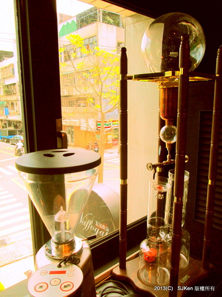 cm20130827___7db34e3582af6682e496815a16e