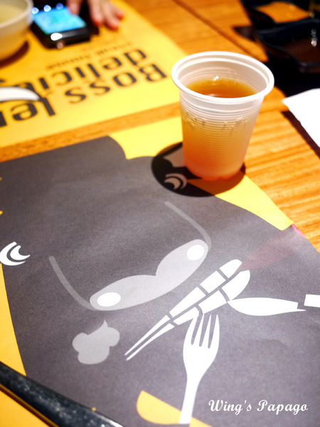 角頭炙燒牛排(新莊廟街店):夜市裡也有高檔牛排。「角頭炙燒牛排」新莊廟街店體驗