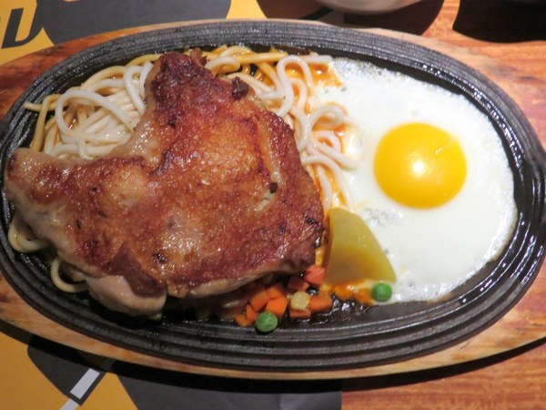 角頭炙燒牛排(新莊廟街店)：【邀約體驗】回味無窮的大哥級美味《角頭炙燒牛排/新莊廟街店》