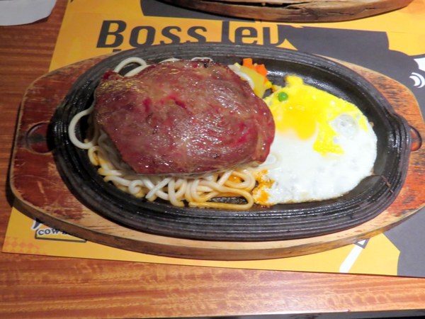 角頭炙燒牛排(新莊廟街店)：【邀約體驗】回味無窮的大哥級美味《角頭炙燒牛排/新莊廟街店》