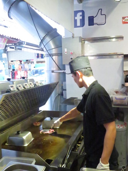 角頭炙燒牛排(新莊廟街店)：【邀約體驗】回味無窮的大哥級美味《角頭炙燒牛排/新莊廟街店》