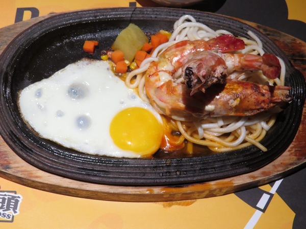 角頭炙燒牛排(新莊廟街店)：【邀約體驗】回味無窮的大哥級美味《角頭炙燒牛排/新莊廟街店》