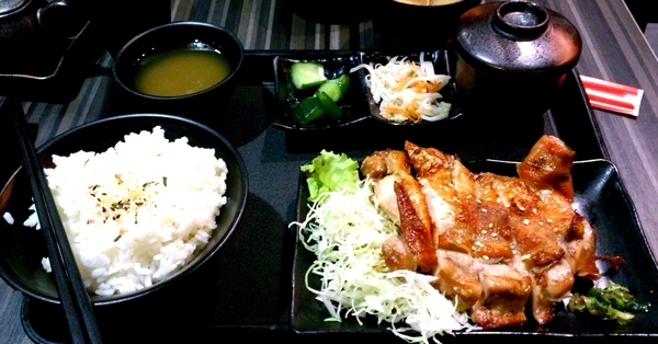 百八魚場(古亭店):【台北.捷運古亭站】百八魚場『都會現代風.生魚片丼飯平價享用』