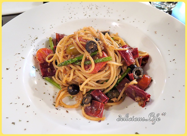 乾辣椒鯷魚義大利麵260