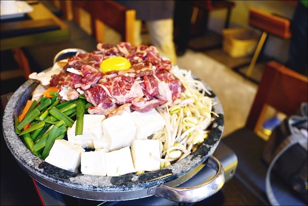 Chegoya 尚高韓家:【尚高韓家】日本最大韓式料理在東區!秋季新餐每日限量登場