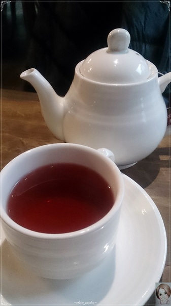 ZAZA札札咖啡：台北 捷運中山國中站ZAZA札札咖啡~咖發店裡也飄牛肉麵香