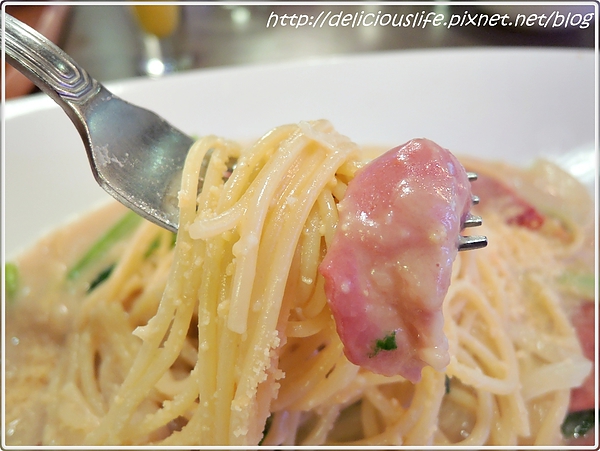 奶油培根菠菜義大利麵3