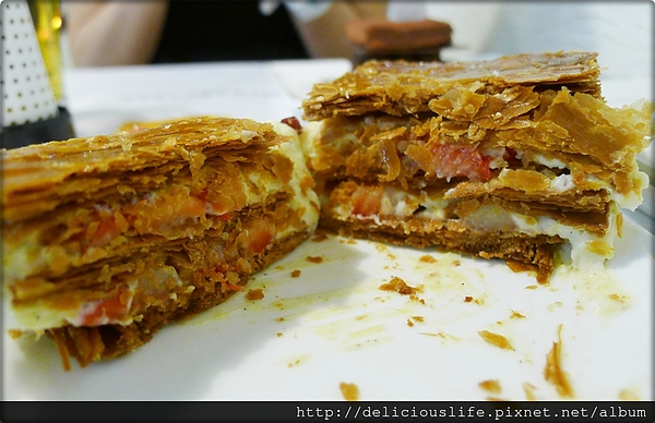 草莓千層派切面