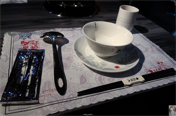 魚歌燈火精緻健康鍋(延吉店):台北 捷運國父紀念館站 魚歌燈火精緻健康鍋(延吉店)~ 氣勢驚人23cm大明蝦