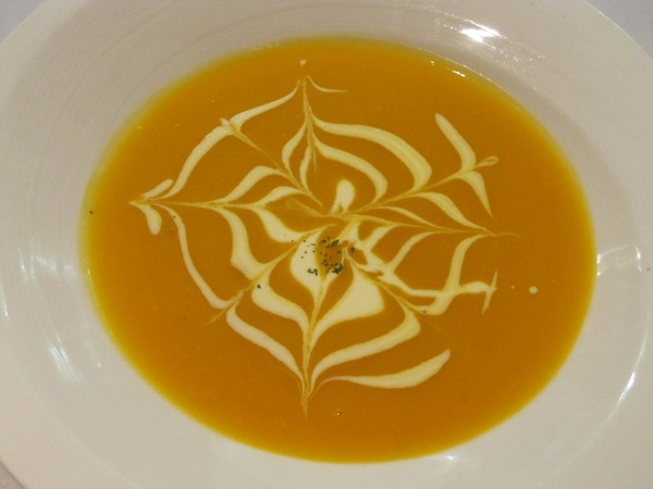 Mw時尚義法料理&酒品:京華城 Meal & Wine : 威靈頓牛排初體驗