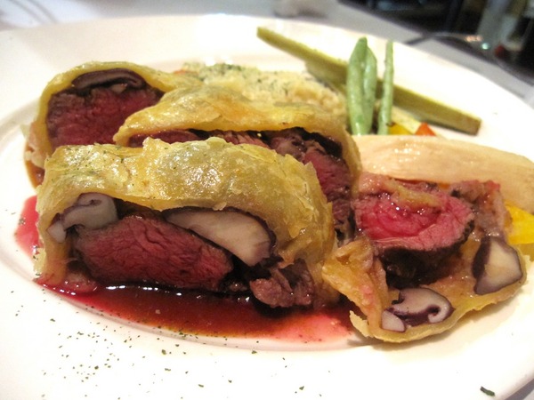 Mw時尚義法料理&酒品:京華城 Meal & Wine : 威靈頓牛排初體驗