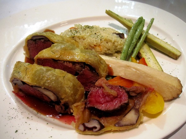 Mw時尚義法料理&酒品:京華城 Meal & Wine : 威靈頓牛排初體驗